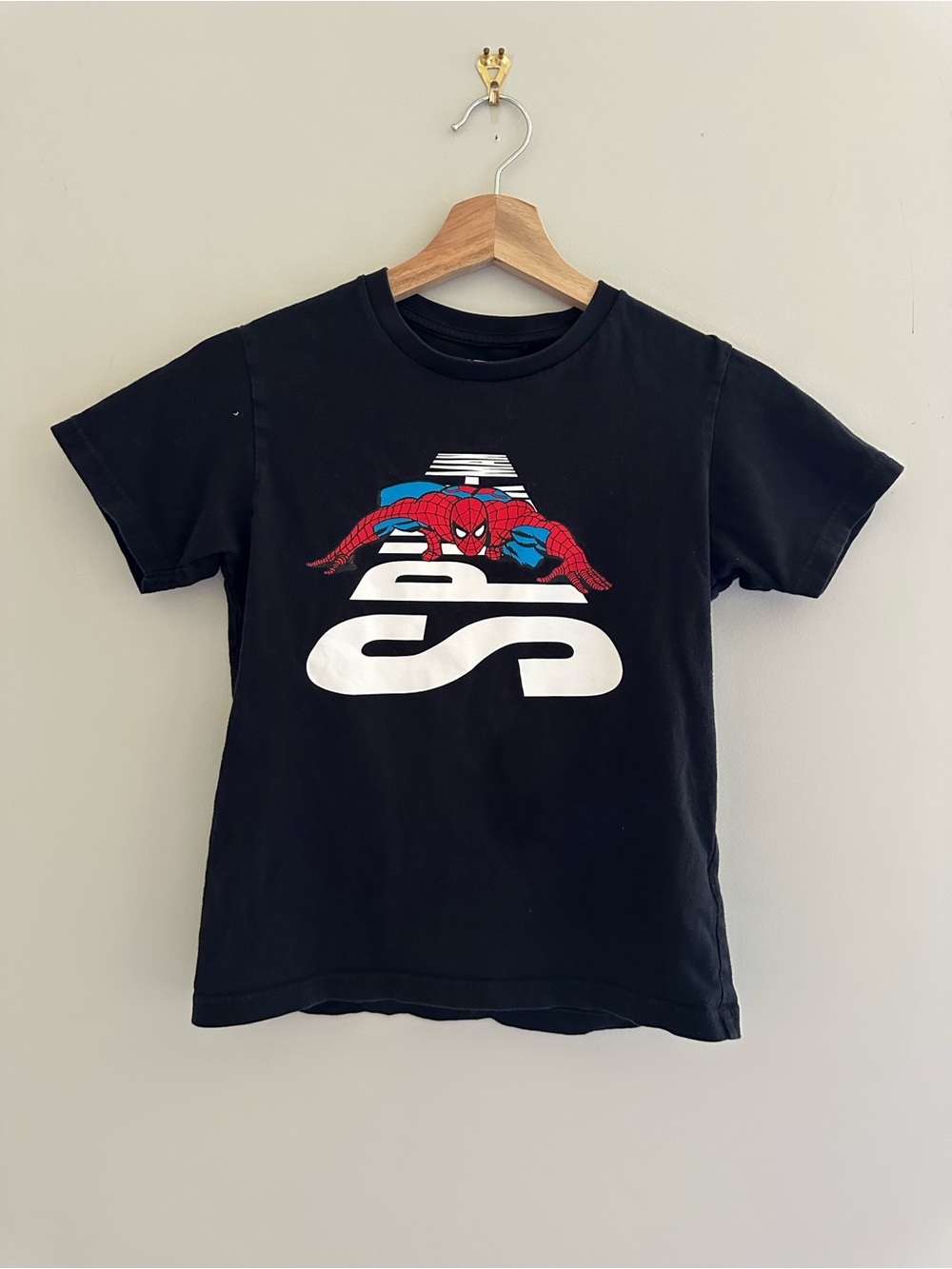 Uniqlo UT Marvel Spider-Man Graphic T-Shirt, Size 9โ10Y, Black
